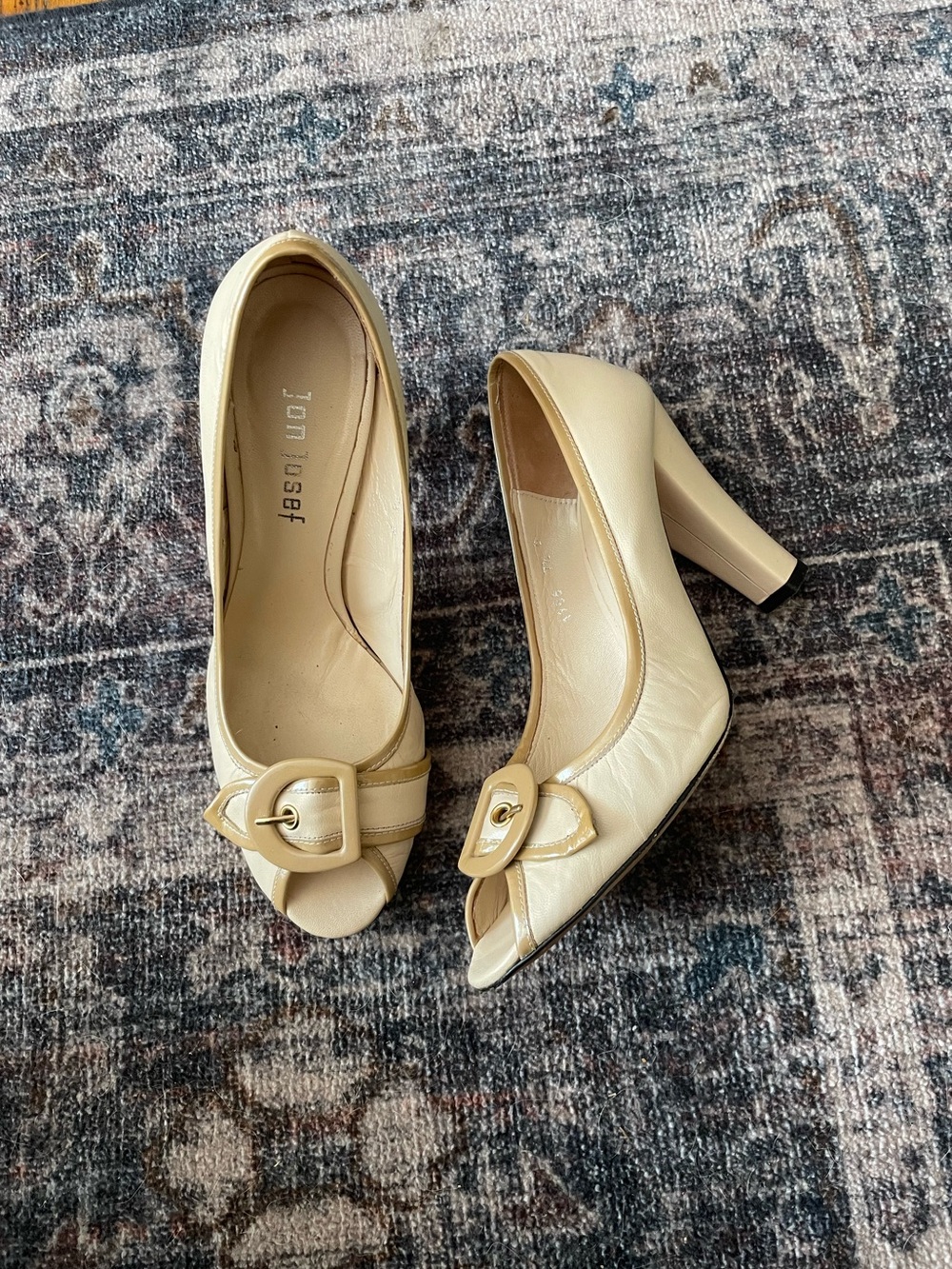 Peep toe buckle accent pumps